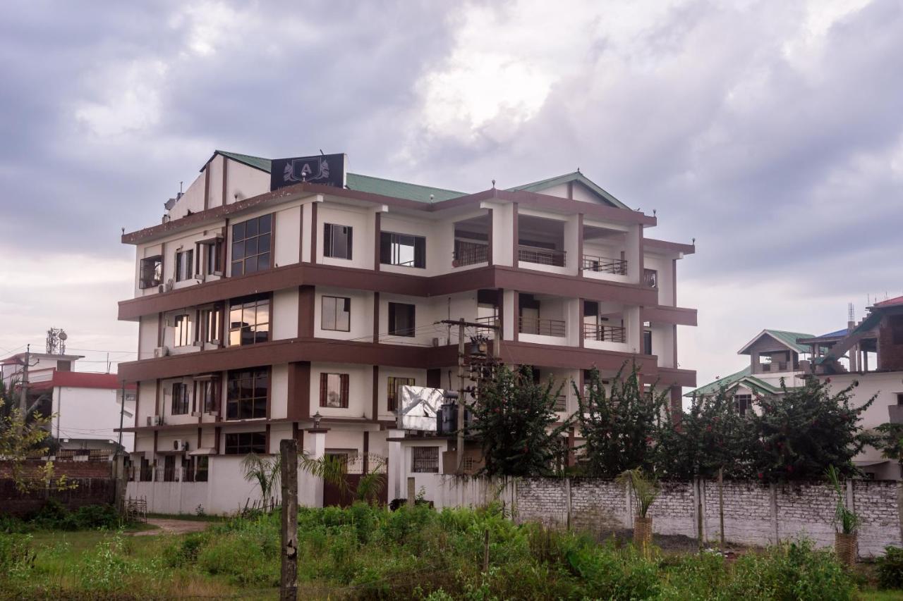 Hotel Aatreyee Dibrugarh Dış mekan fotoğraf